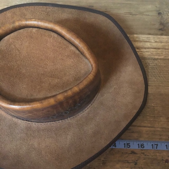 VTG San Zeno Handmade Leather Tooled Leather Hat XL - Picture 9 of 9